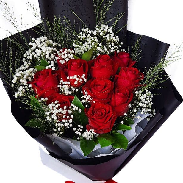 Red Roses Black Wrap Bouquet close